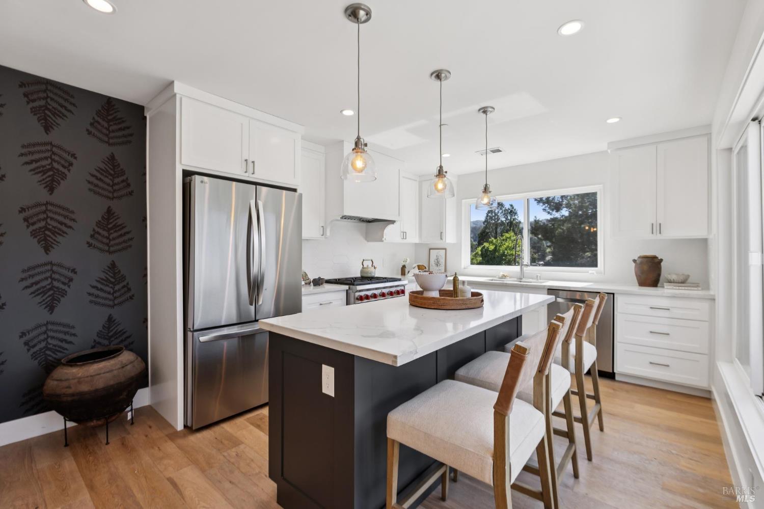 Detail Gallery Image 14 of 42 For 31 Alvarado Ave, Mill Valley,  CA 94941 - 4 Beds | 3 Baths