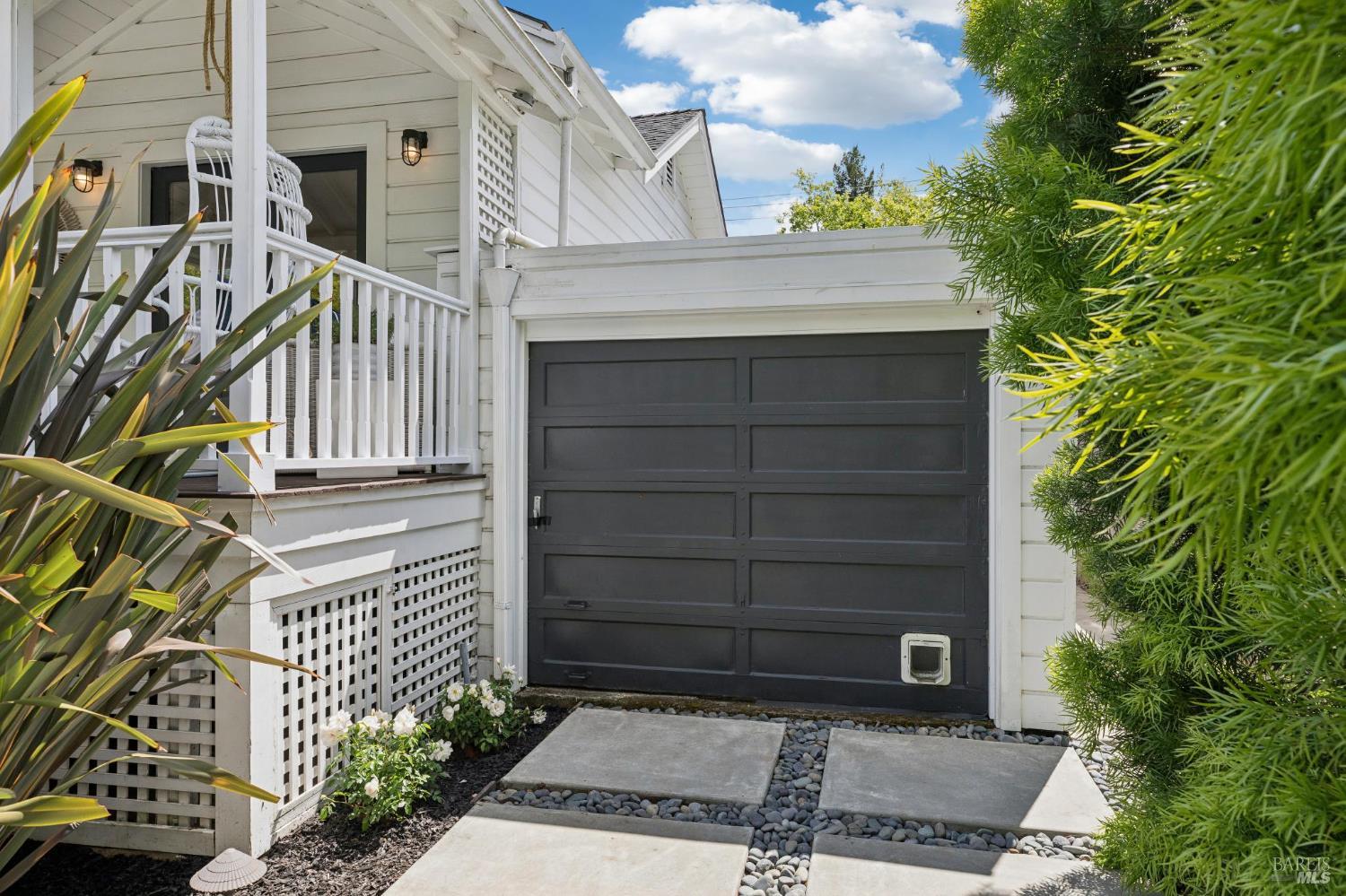 Detail Gallery Image 27 of 36 For 204 Greenfield Ave, San Rafael,  CA 94901 - 3 Beds | 2 Baths