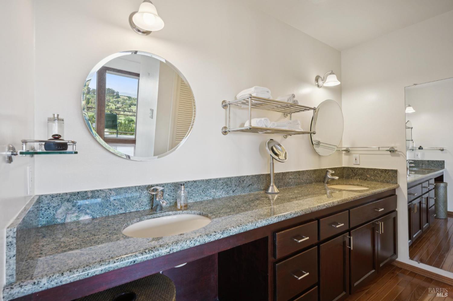 Detail Gallery Image 56 of 90 For 120 Fernwood Dr, San Rafael,  CA 94901 - 4 Beds | 3 Baths