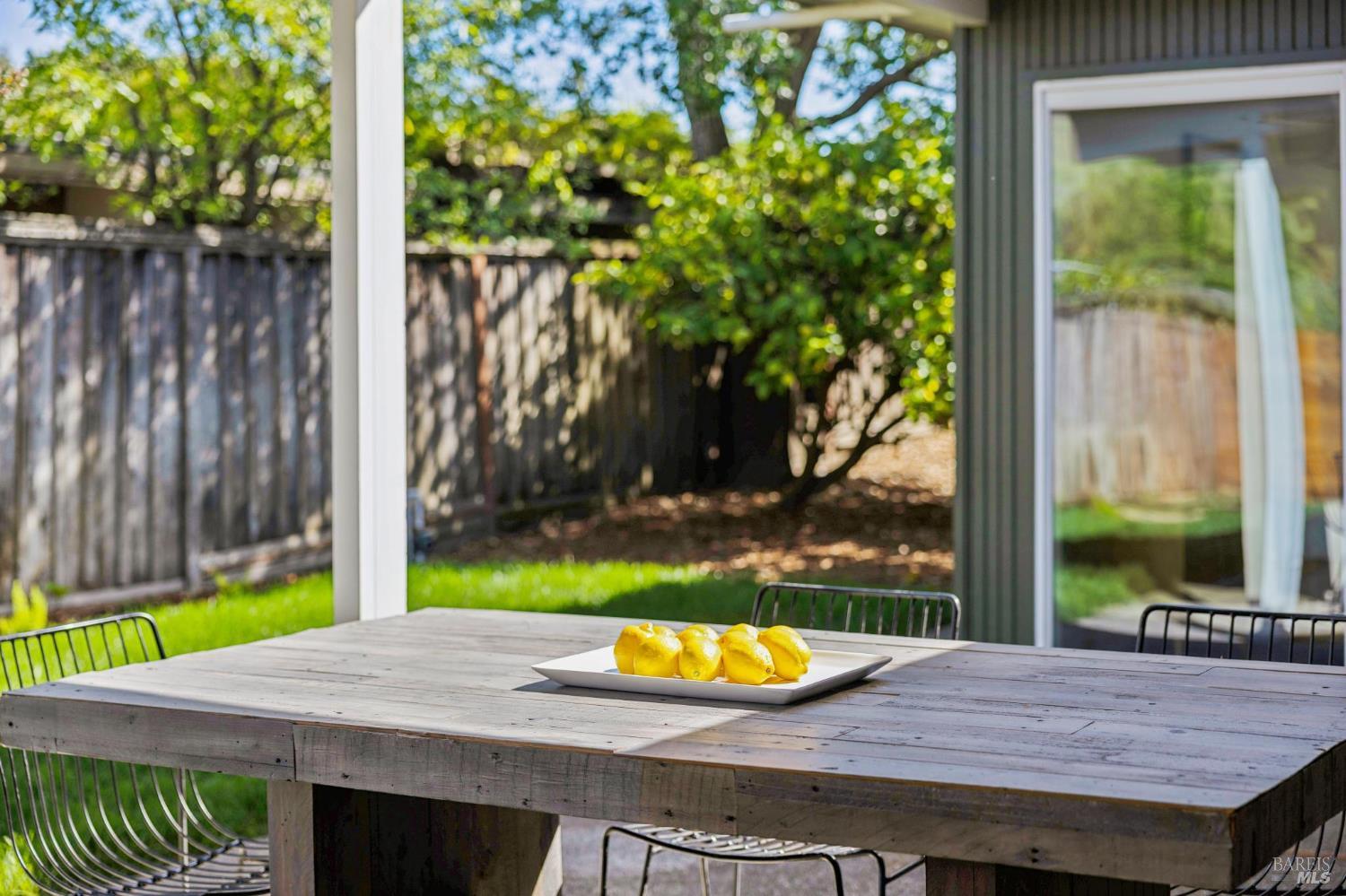 Detail Gallery Image 27 of 57 For 711 Del Ganado Rd, San Rafael,  CA 94903 - 4 Beds | 2 Baths