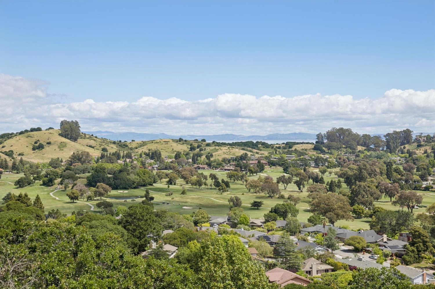 Detail Gallery Image 22 of 90 For 120 Fernwood Dr, San Rafael,  CA 94901 - 4 Beds | 3 Baths
