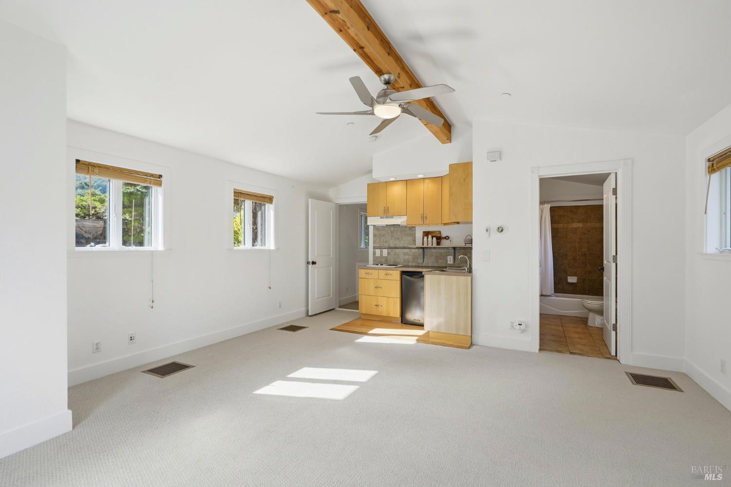 Detail Gallery Image 33 of 41 For 538 Marin Ave, Mill Valley,  CA 94941 - 4 Beds | 4 Baths