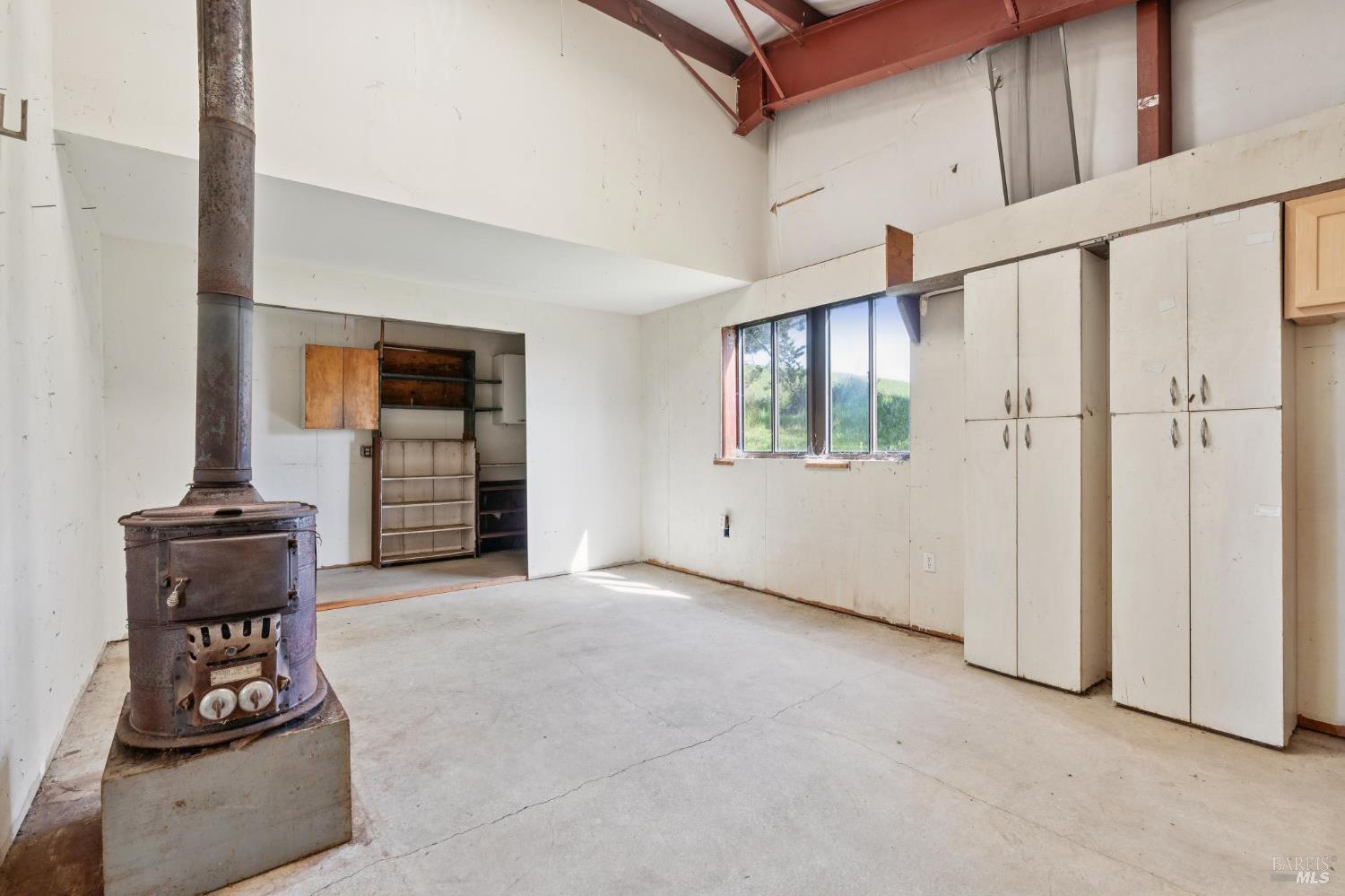 Detail Gallery Image 44 of 64 For 11798 Highway 1 Unkn, Point Reyes Station,  CA 94956 - 3 Beds | 3/1 Baths