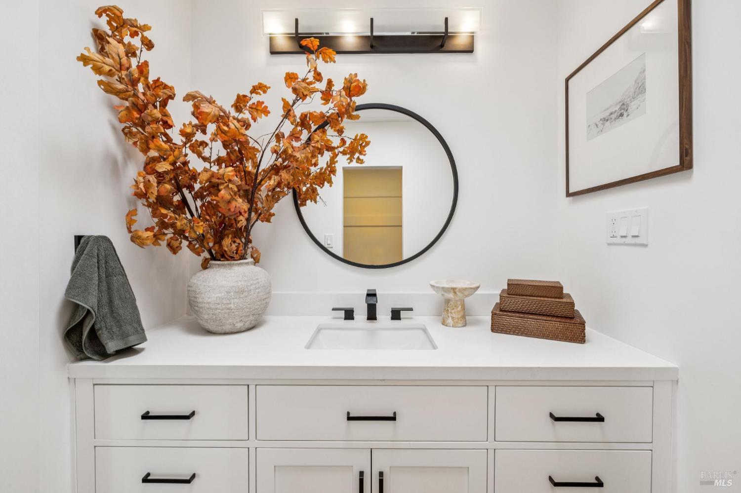 Detail Gallery Image 35 of 57 For 711 Del Ganado Rd, San Rafael,  CA 94903 - 4 Beds | 2 Baths