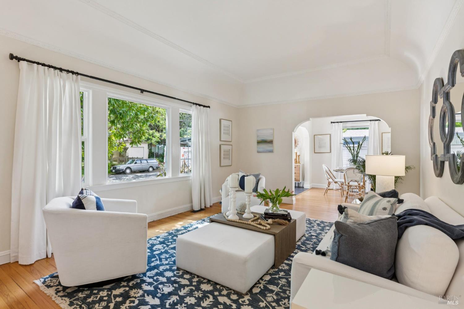 Detail Gallery Image 6 of 36 For 204 Greenfield Ave, San Rafael,  CA 94901 - 3 Beds | 2 Baths