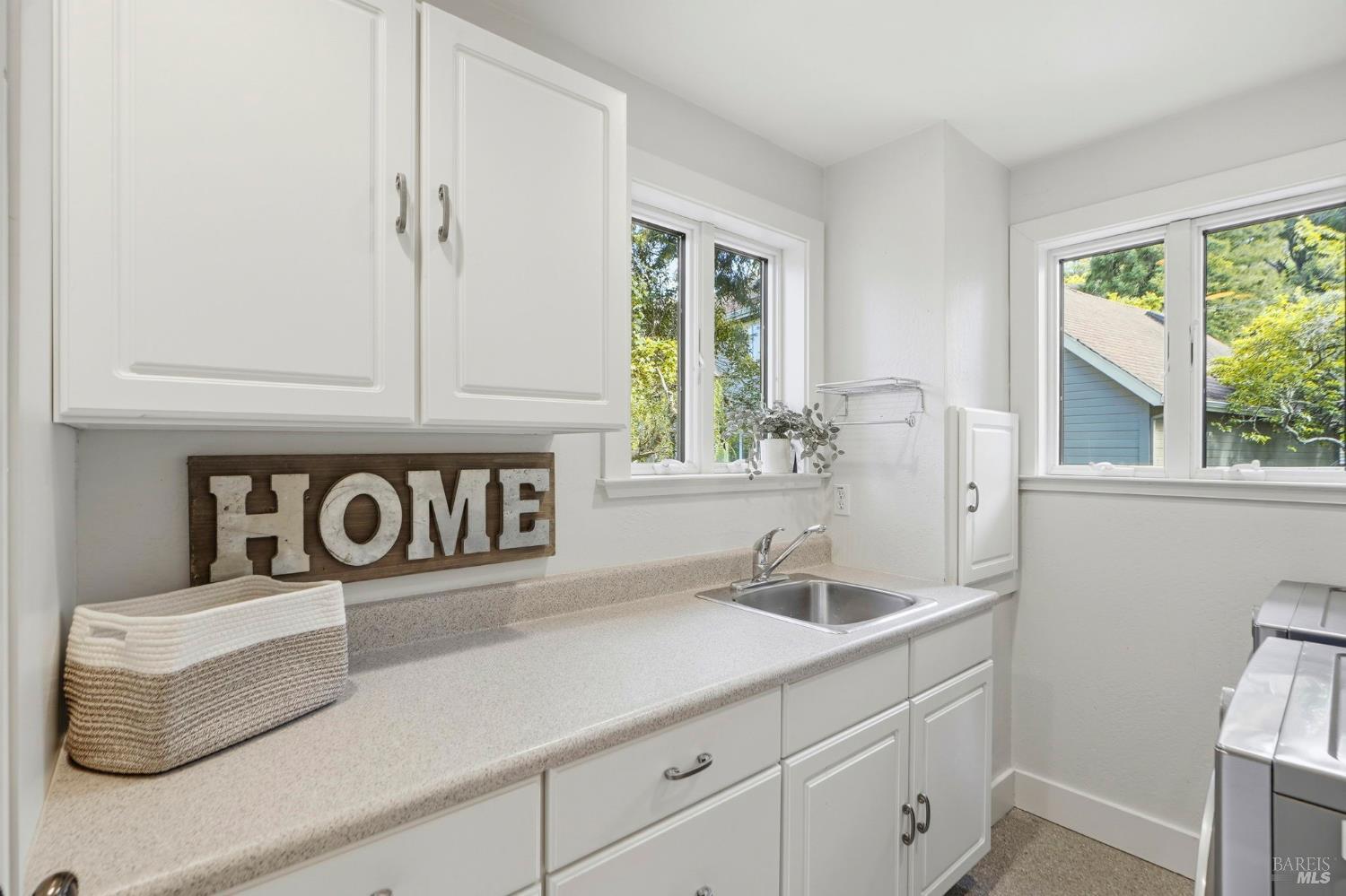 Detail Gallery Image 18 of 41 For 538 Marin Ave, Mill Valley,  CA 94941 - 4 Beds | 4 Baths