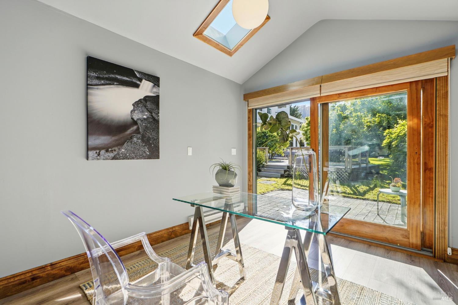 Detail Gallery Image 5 of 41 For 538 Marin Ave, Mill Valley,  CA 94941 - 4 Beds | 4 Baths