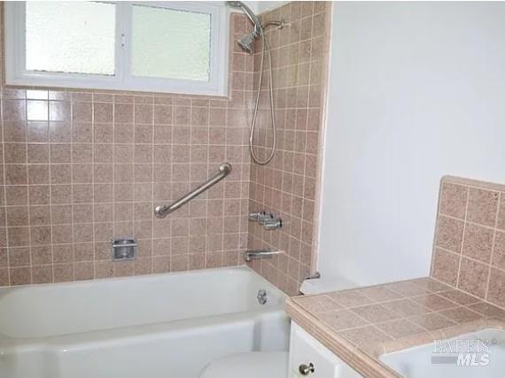 Detail Gallery Image 11 of 13 For 11 Chestnut Ave, San Rafael,  CA 94901 - 2 Beds | 1 Baths