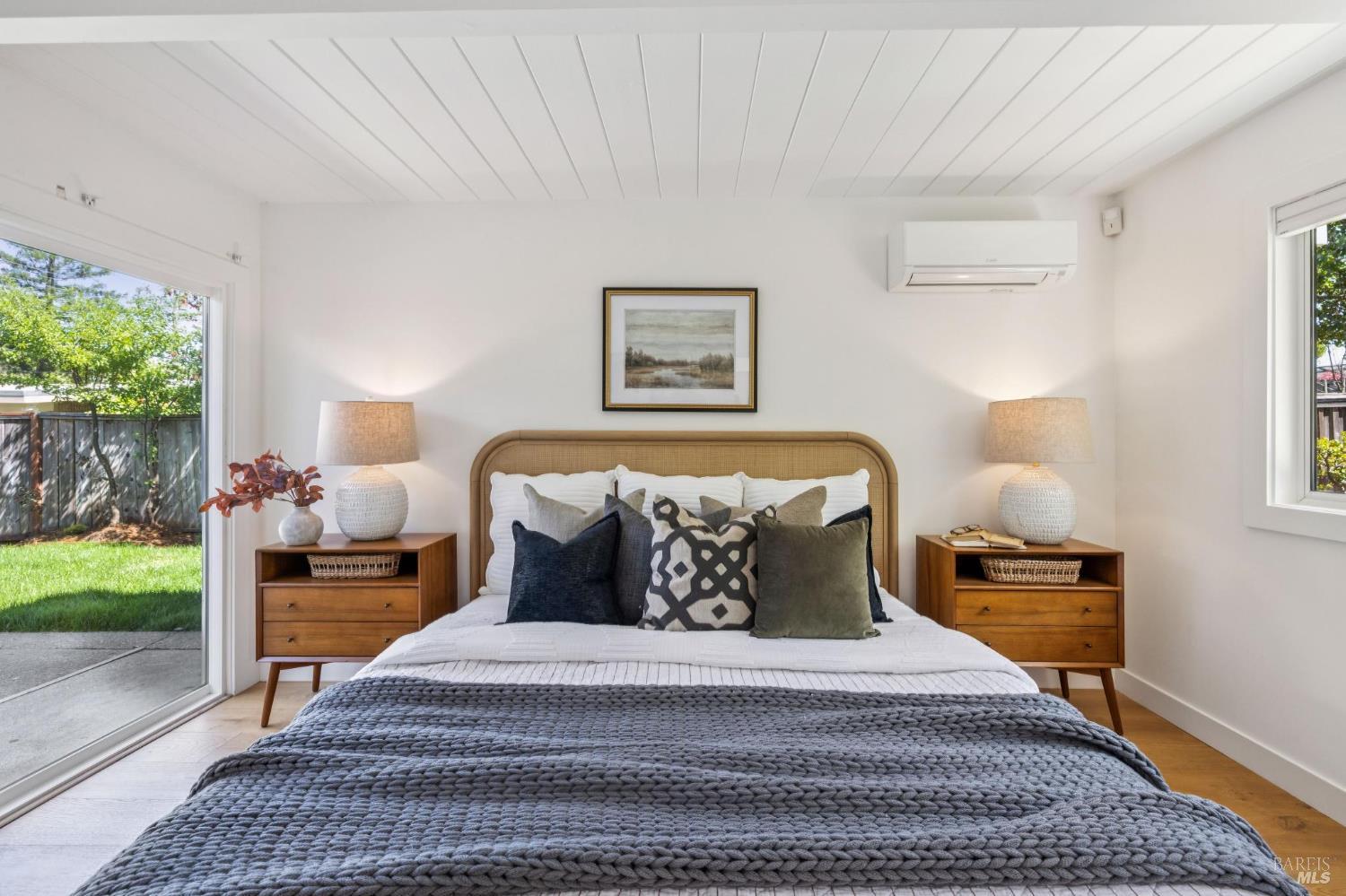 Detail Gallery Image 33 of 57 For 711 Del Ganado Rd, San Rafael,  CA 94903 - 4 Beds | 2 Baths