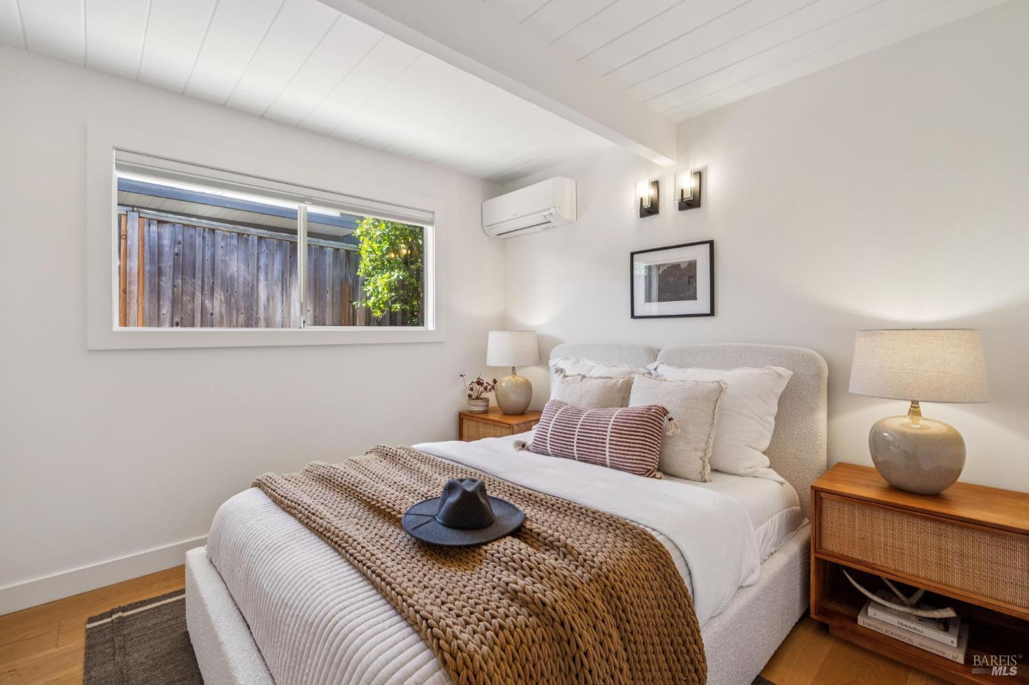 Detail Gallery Image 38 of 57 For 711 Del Ganado Rd, San Rafael,  CA 94903 - 4 Beds | 2 Baths