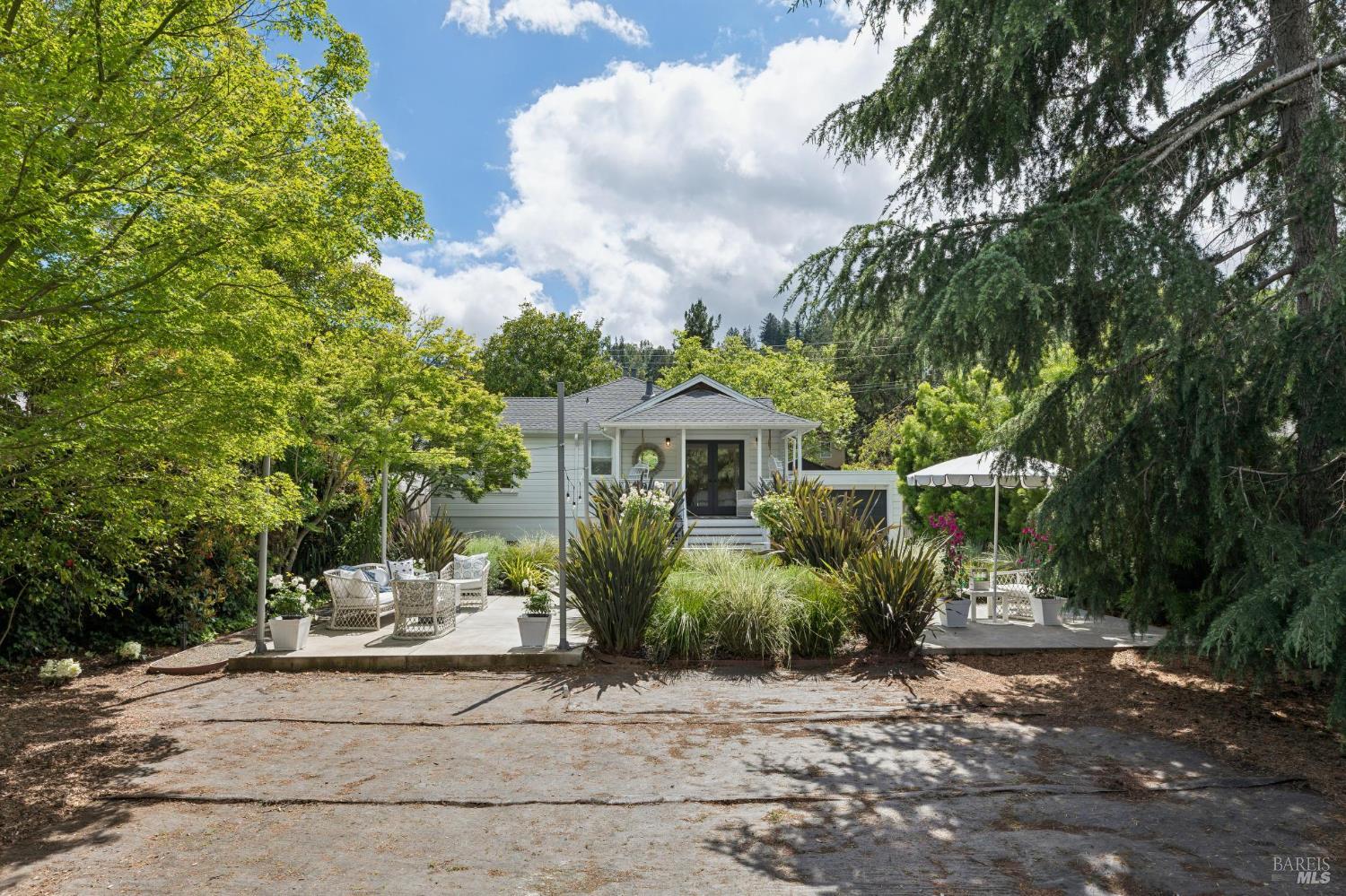 Detail Gallery Image 28 of 36 For 204 Greenfield Ave, San Rafael,  CA 94901 - 3 Beds | 2 Baths