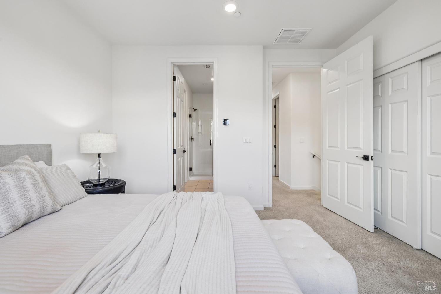 Detail Gallery Image 20 of 34 For 5 Orta Way, Novato,  CA 94945 - 4 Beds | 3/1 Baths