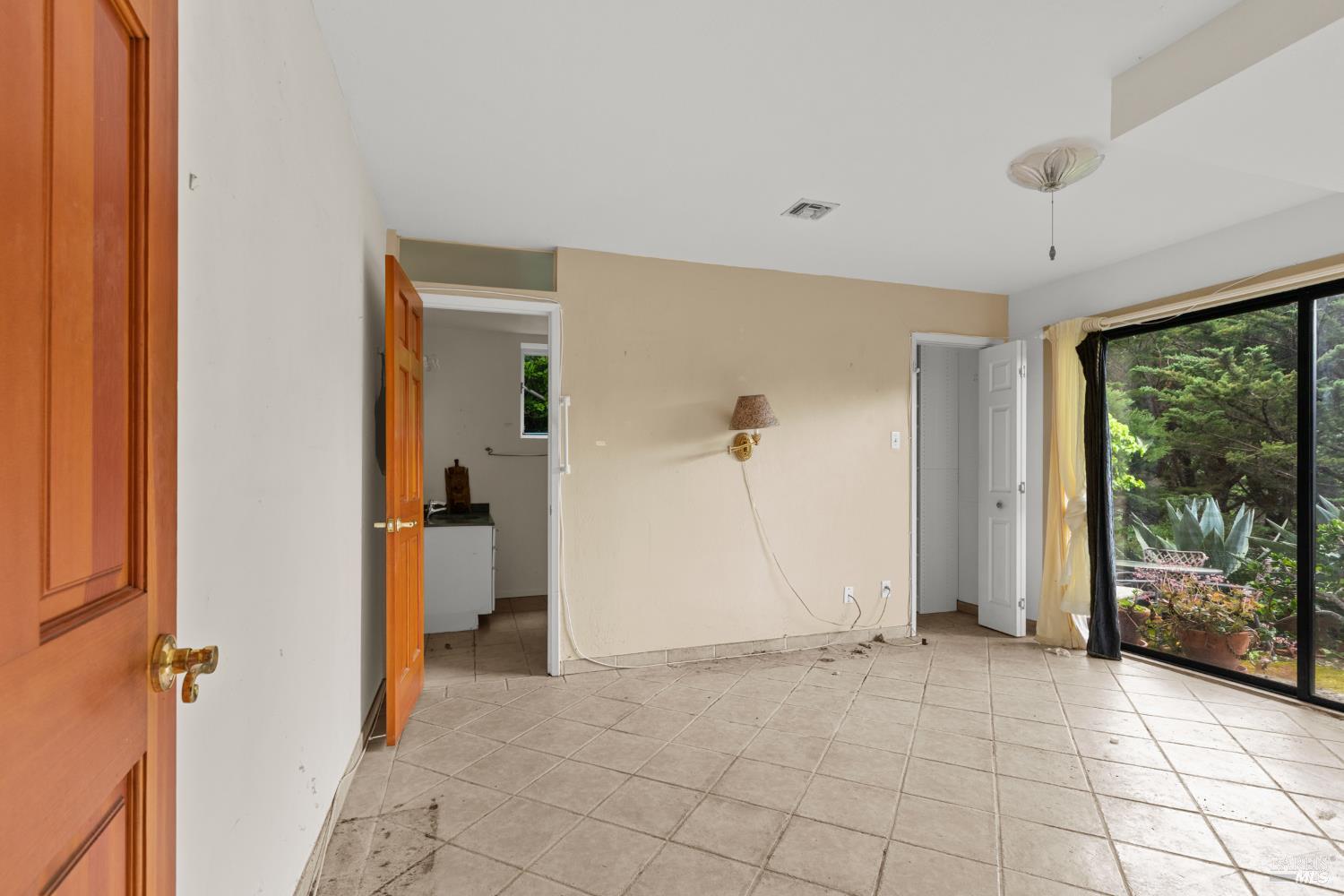 Detail Gallery Image 19 of 35 For 321 Laurel Way, Mill Valley,  CA 94941 - 3 Beds | 2 Baths