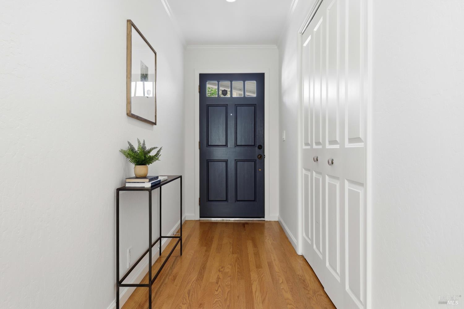 Detail Gallery Image 4 of 48 For 23 Terra Linda Dr, San Rafael,  CA 94903 - 4 Beds | 2/1 Baths