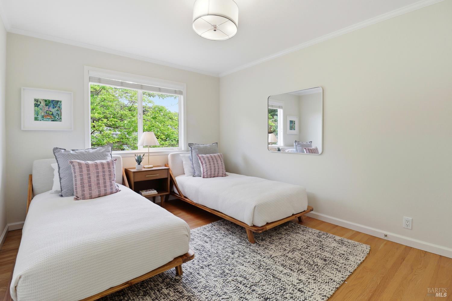 Detail Gallery Image 30 of 48 For 23 Terra Linda Dr, San Rafael,  CA 94903 - 4 Beds | 2/1 Baths