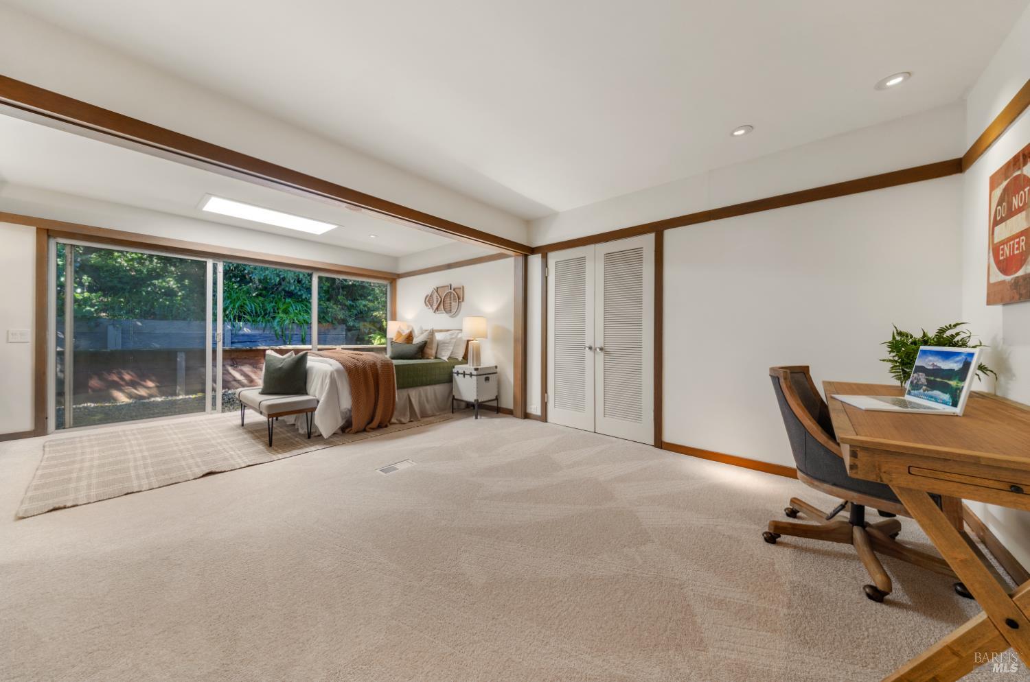 Detail Gallery Image 26 of 39 For 2 Tamalpais Ave, Belvedere,  CA 94920 - 2 Beds | 2 Baths