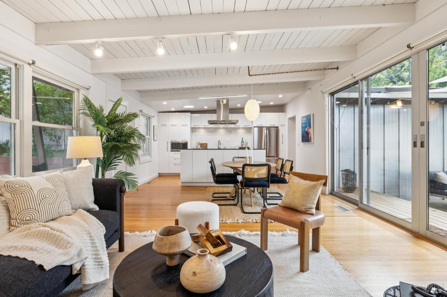 Detail Gallery Image 13 of 47 For 3 Stetson Ave, Corte Madera,  CA 94925 - 3 Beds | 2 Baths