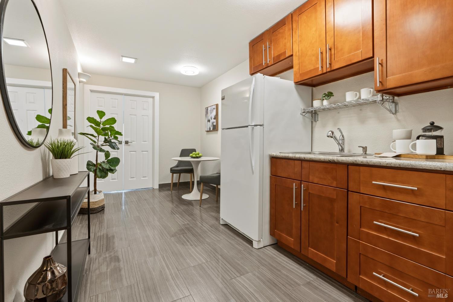 Detail Gallery Image 46 of 62 For 183 Reservoir Rd, San Rafael,  CA 94901 - 6 Beds | 6 Baths