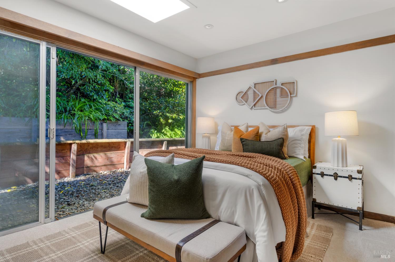 Detail Gallery Image 28 of 39 For 2 Tamalpais Ave, Belvedere,  CA 94920 - 2 Beds | 2 Baths