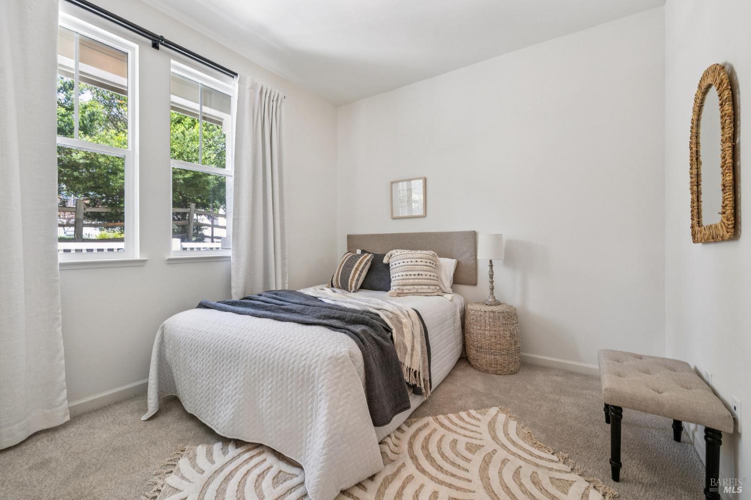 Detail Gallery Image 14 of 34 For 5 Orta Way, Novato,  CA 94945 - 4 Beds | 3/1 Baths