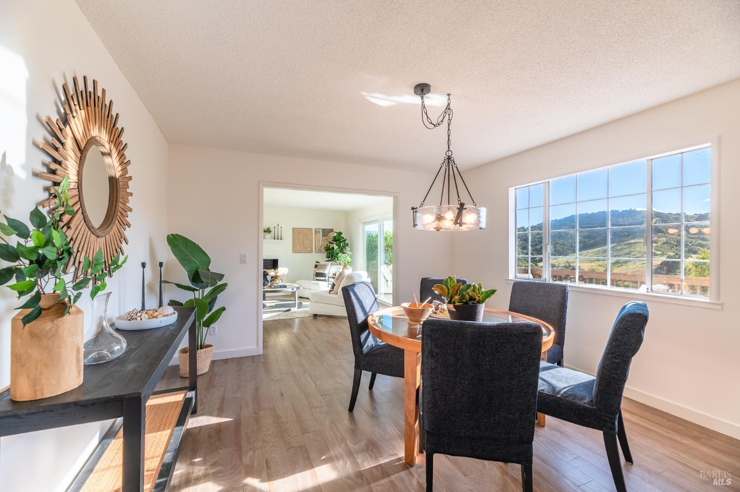 4 Galway Lane photo 3