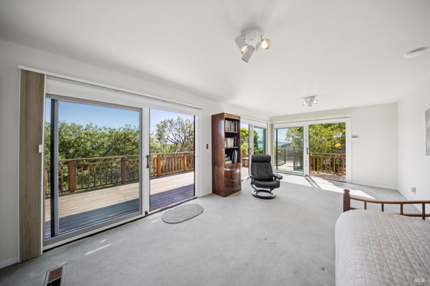 Detail Gallery Image 73 of 90 For 120 Fernwood Dr, San Rafael,  CA 94901 - 4 Beds | 3 Baths