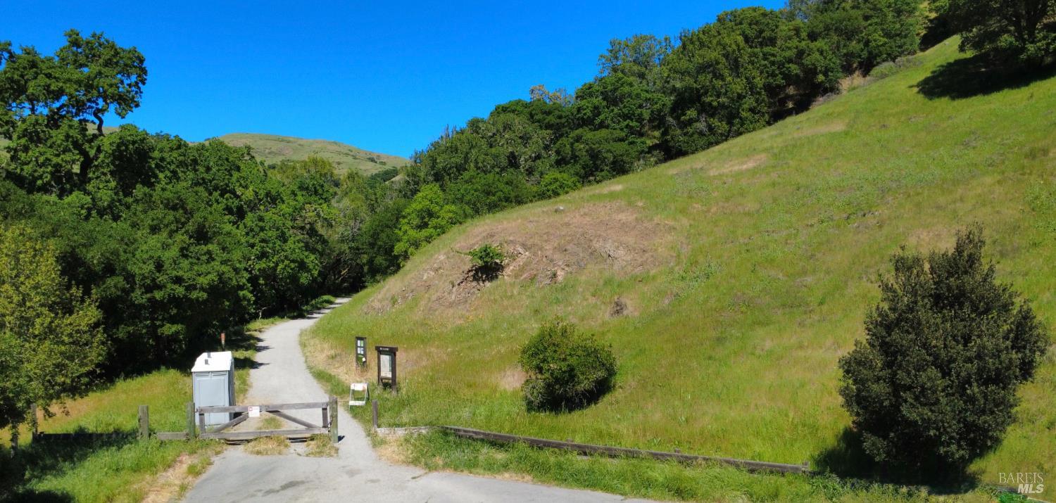 Detail Gallery Image 2 of 13 For 0 Glen Dr, Fairfax,  CA 94930 - – Beds | – Baths