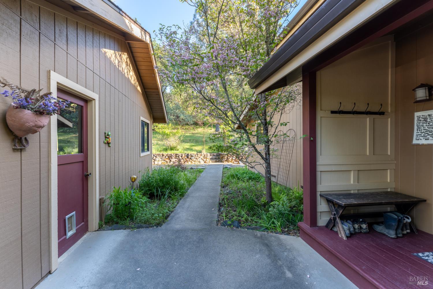 Detail Gallery Image 16 of 35 For 1701 Road B Unkn, Redwood Valley,  CA 95470 - 2 Beds | 2 Baths