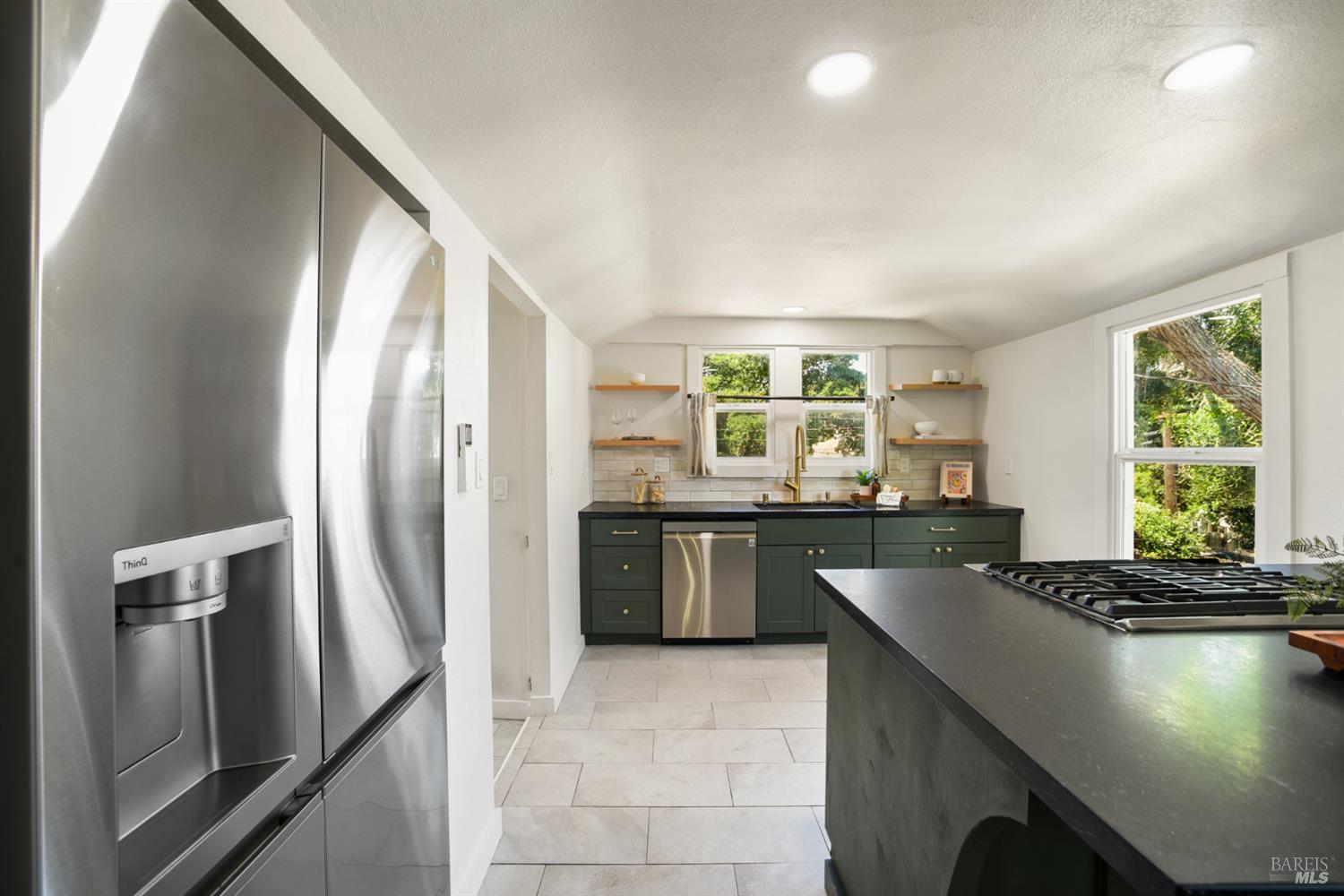 Detail Gallery Image 26 of 40 For 1009 Sacramento St, Vallejo,  CA 94590 - 3 Beds | 1 Baths