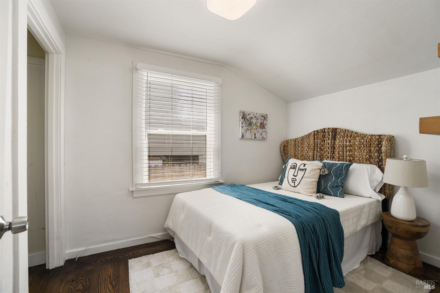 Detail Gallery Image 16 of 40 For 1009 Sacramento St, Vallejo,  CA 94590 - 3 Beds | 1 Baths