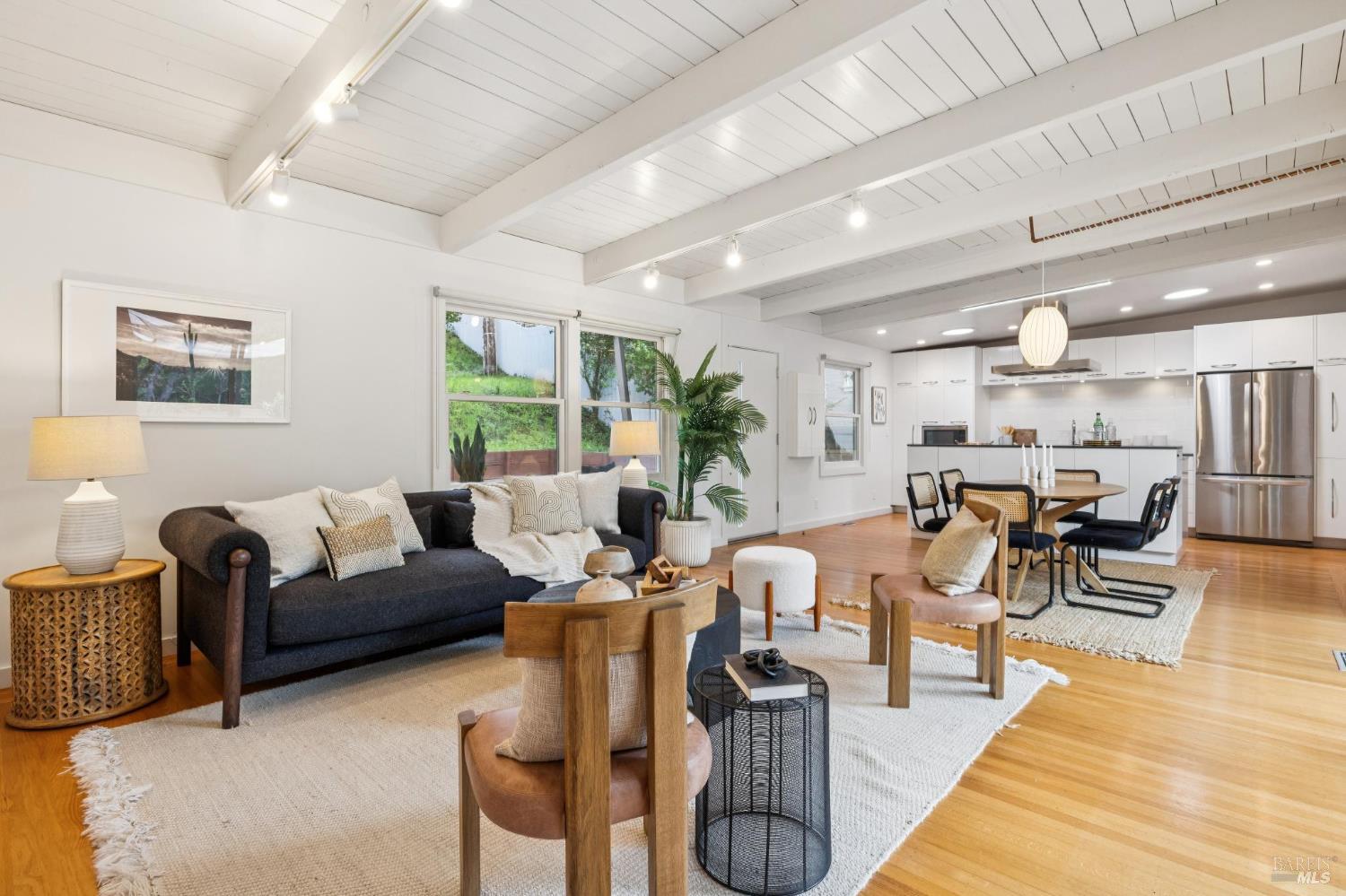 Detail Gallery Image 12 of 47 For 3 Stetson Ave, Corte Madera,  CA 94925 - 3 Beds | 2 Baths