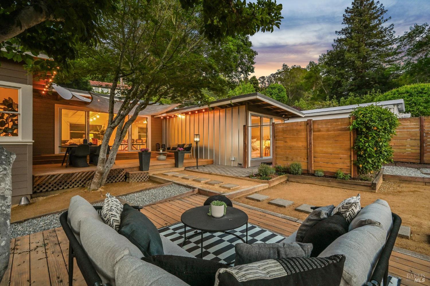 Detail Gallery Image 44 of 47 For 3 Stetson Ave, Corte Madera,  CA 94925 - 3 Beds | 2 Baths