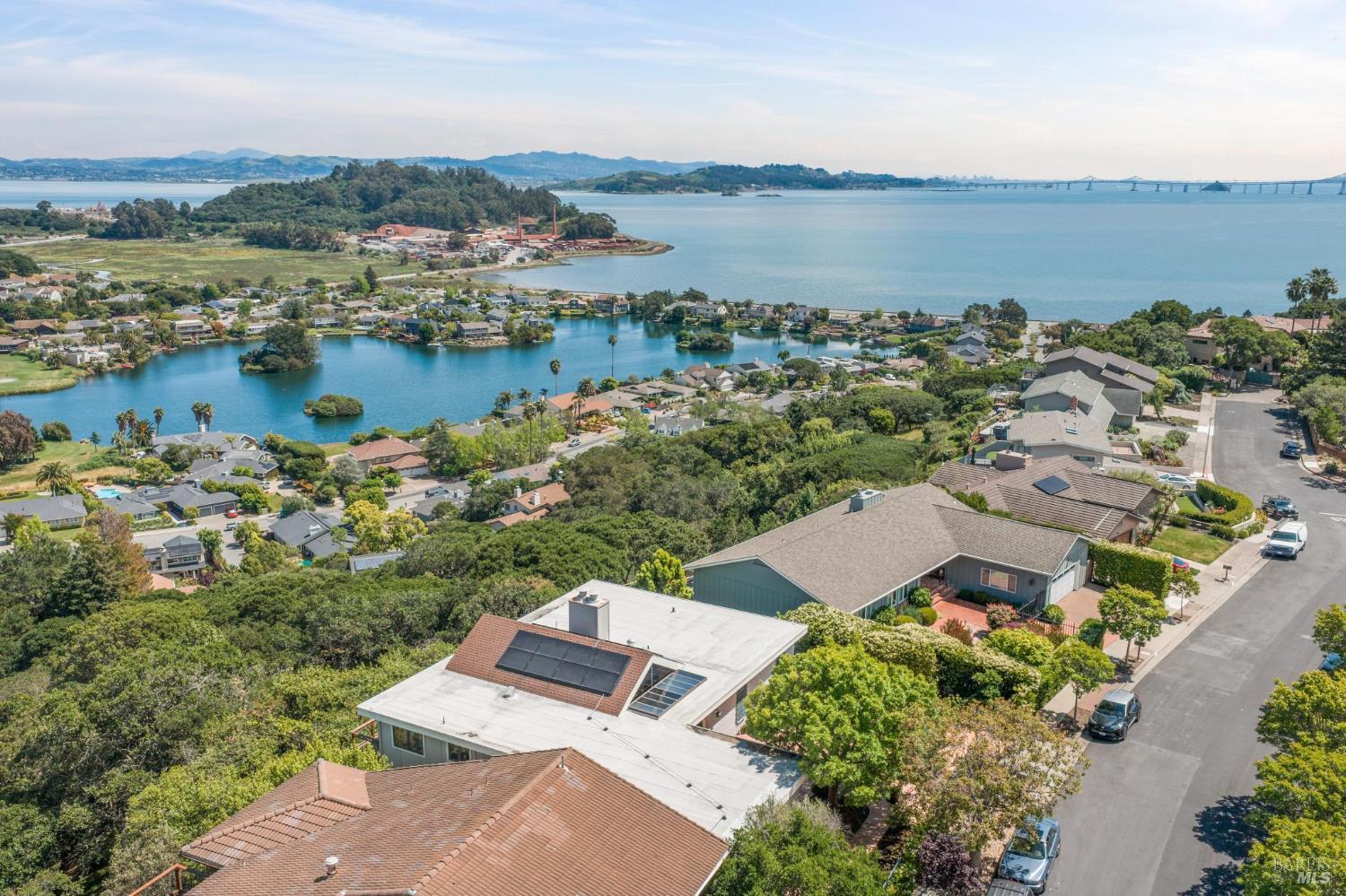 Detail Gallery Image 87 of 90 For 120 Fernwood Dr, San Rafael,  CA 94901 - 4 Beds | 3 Baths