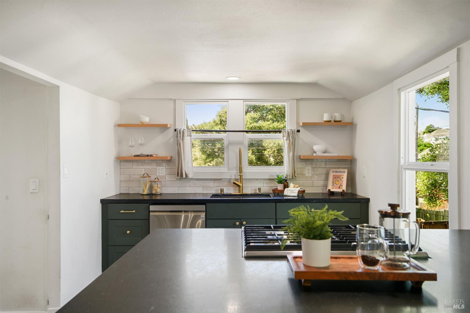 Detail Gallery Image 23 of 40 For 1009 Sacramento St, Vallejo,  CA 94590 - 3 Beds | 1 Baths