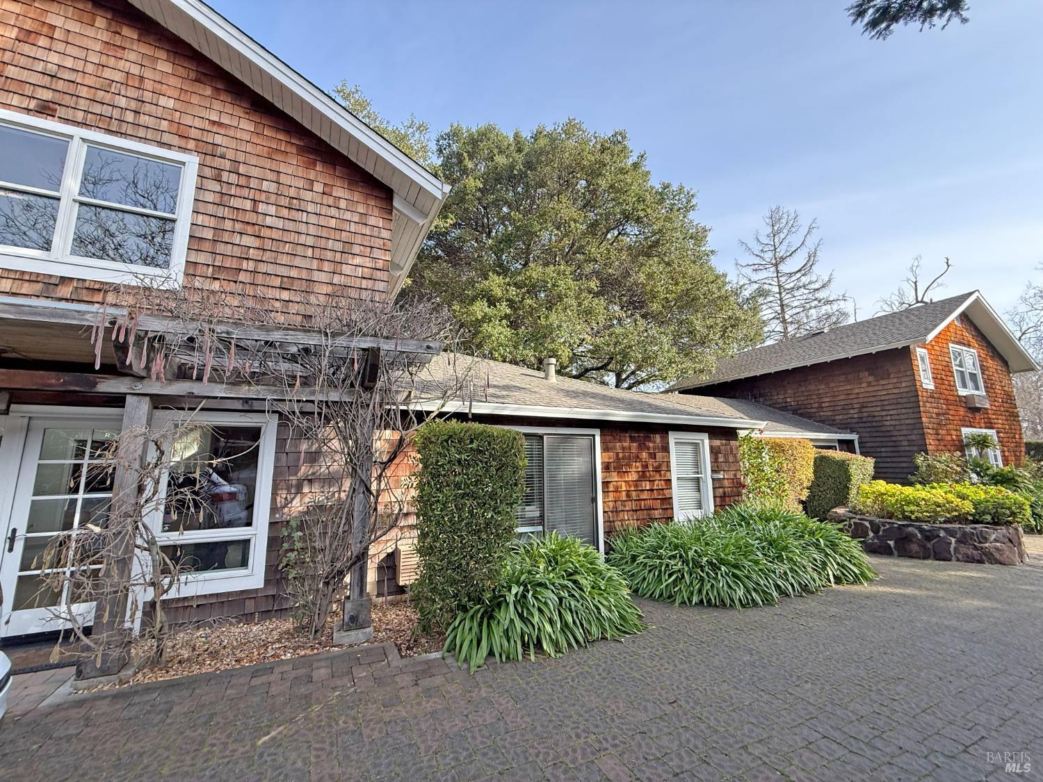 Detail Gallery Image 2 of 26 For 1025 Fifth St, Novato,  CA 94945 - – Beds | – Baths