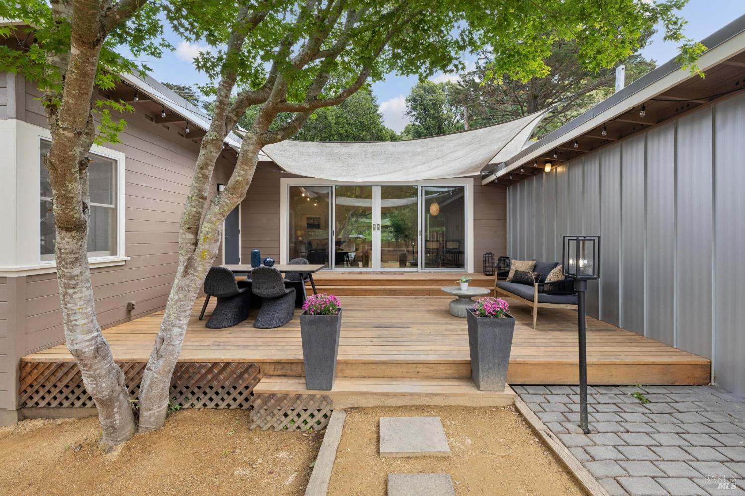 Detail Gallery Image 37 of 47 For 3 Stetson Ave, Corte Madera,  CA 94925 - 3 Beds | 2 Baths