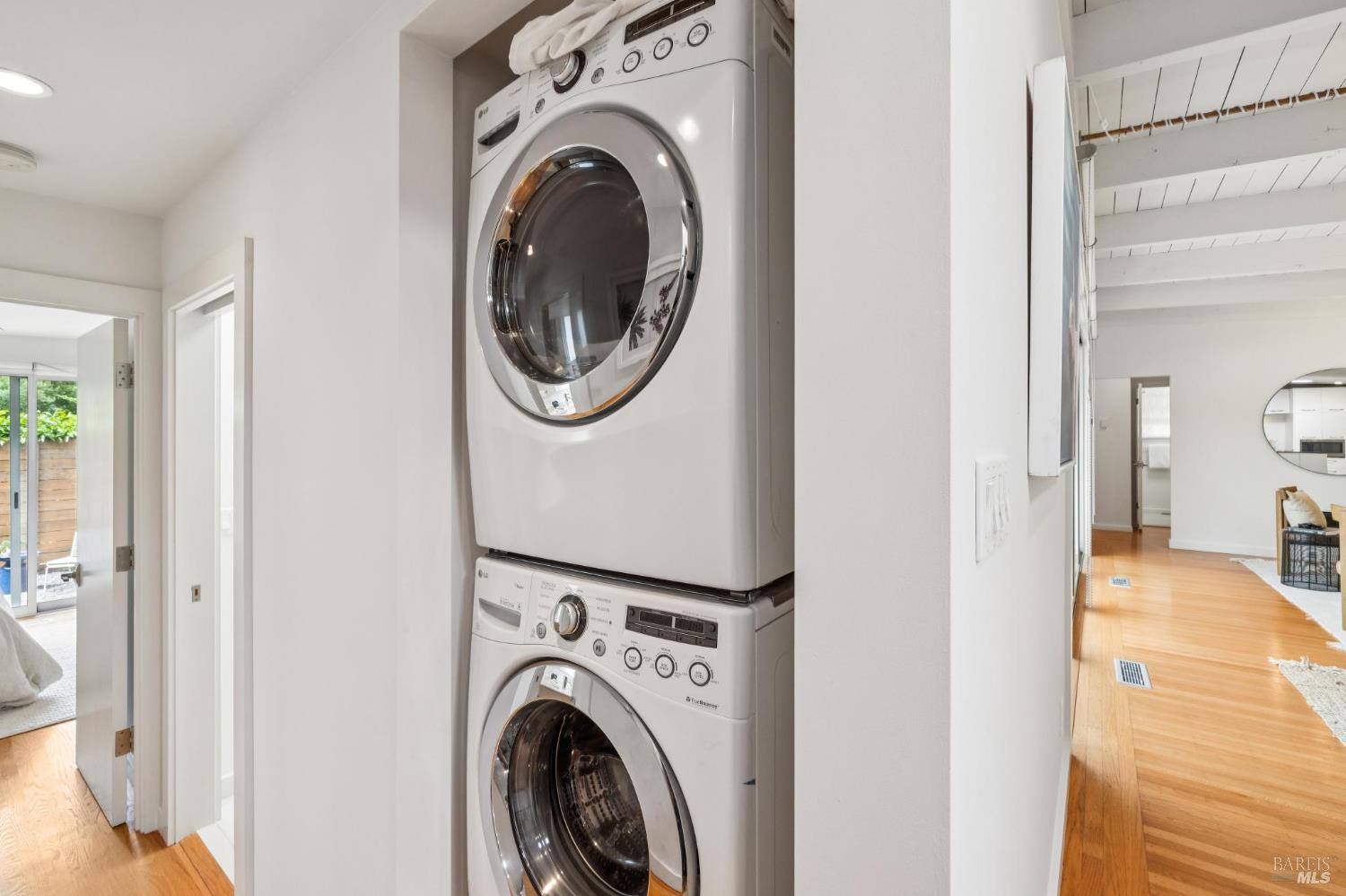 Detail Gallery Image 30 of 47 For 3 Stetson Ave, Corte Madera,  CA 94925 - 3 Beds | 2 Baths