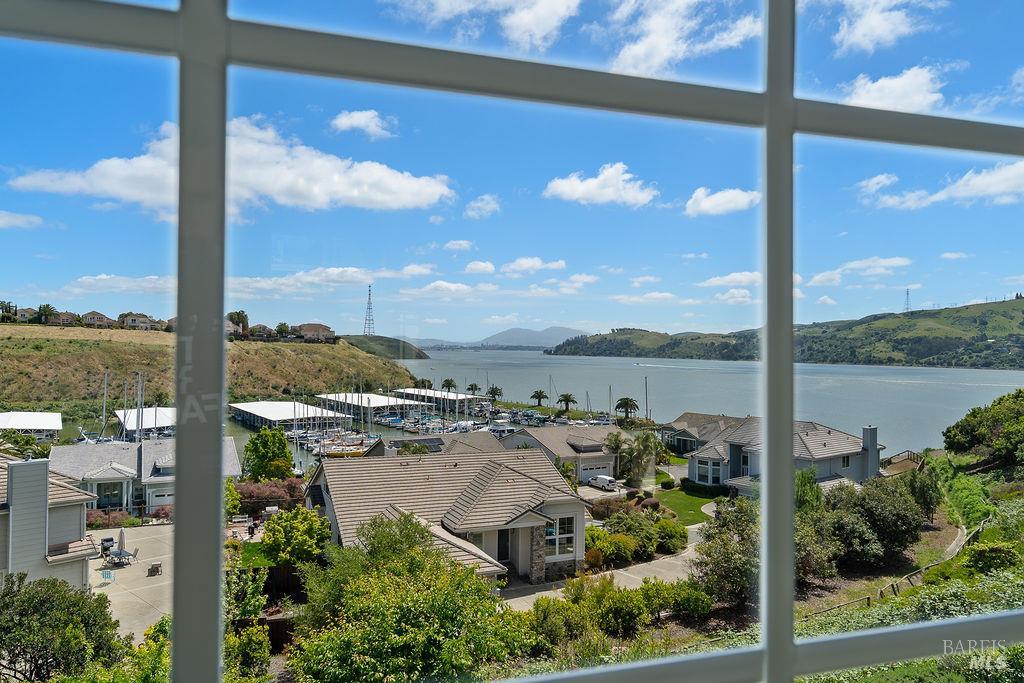 Detail Gallery Image 23 of 36 For 311 Stinson St #5,  Vallejo,  CA 94591 - 3 Beds | 3 Baths