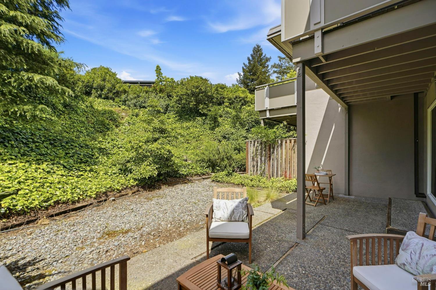 Detail Gallery Image 30 of 38 For 103 Pixley Ave, Corte Madera,  CA 94925 - 2 Beds | 2 Baths