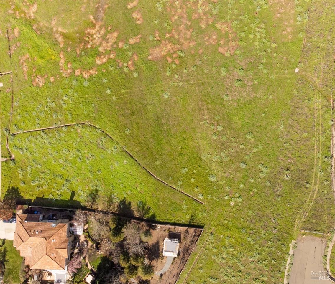 Detail Gallery Image 6 of 11 For 2232 Bennington Dr, Vallejo,  CA 94591 - – Beds | – Baths