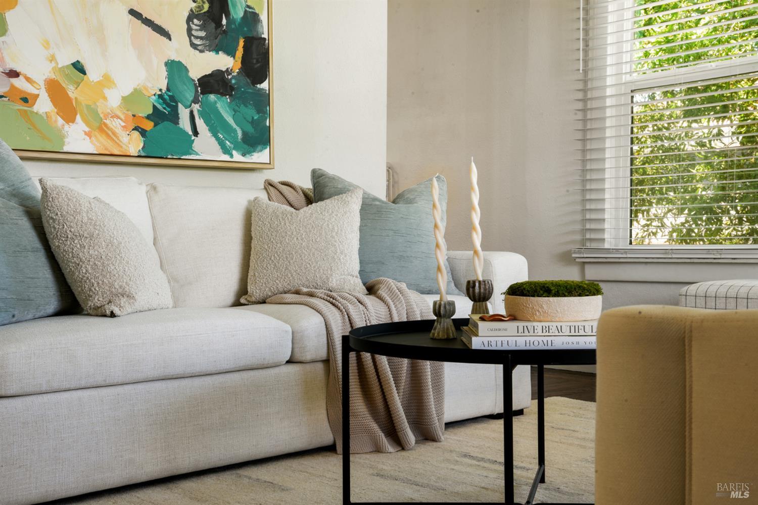 Detail Gallery Image 6 of 40 For 1009 Sacramento St, Vallejo,  CA 94590 - 3 Beds | 1 Baths