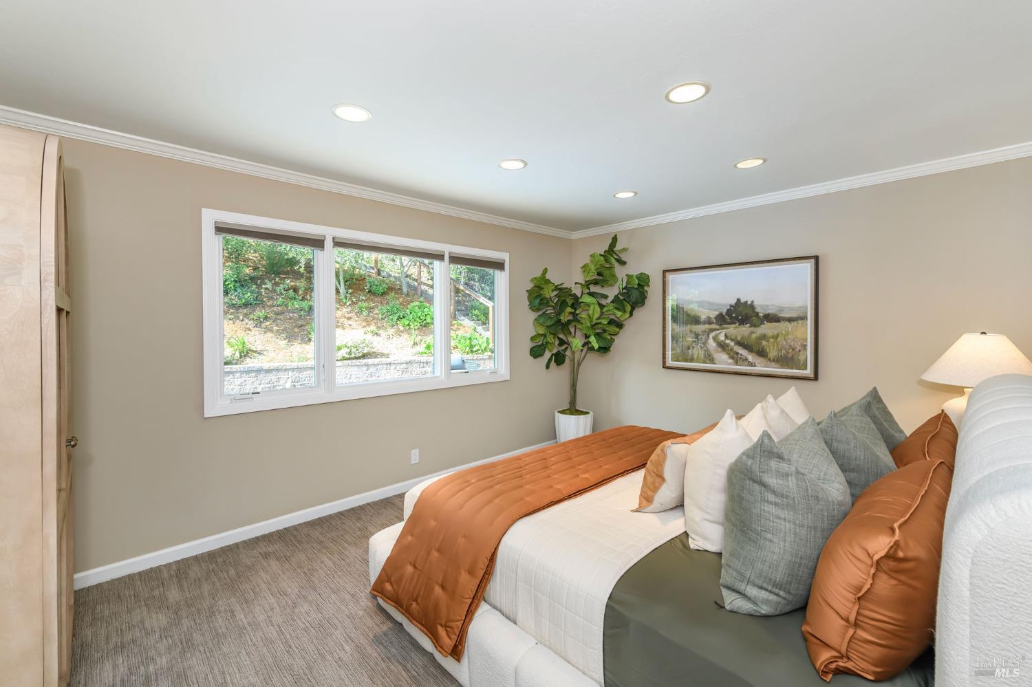 Detail Gallery Image 15 of 24 For 1783 Las Gallinas Ave, San Rafael,  CA 94903 - 3 Beds | 2 Baths