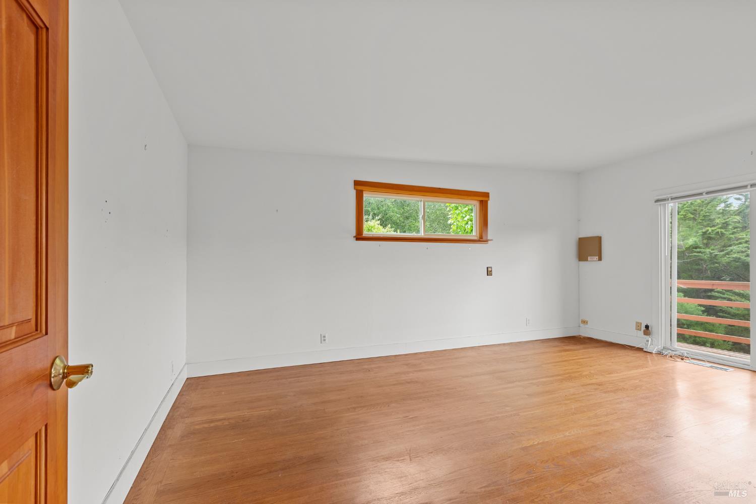 Detail Gallery Image 16 of 35 For 321 Laurel Way, Mill Valley,  CA 94941 - 3 Beds | 2 Baths