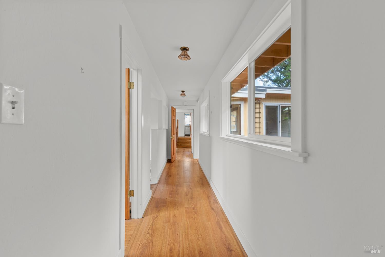 Detail Gallery Image 23 of 35 For 321 Laurel Way, Mill Valley,  CA 94941 - 3 Beds | 2 Baths