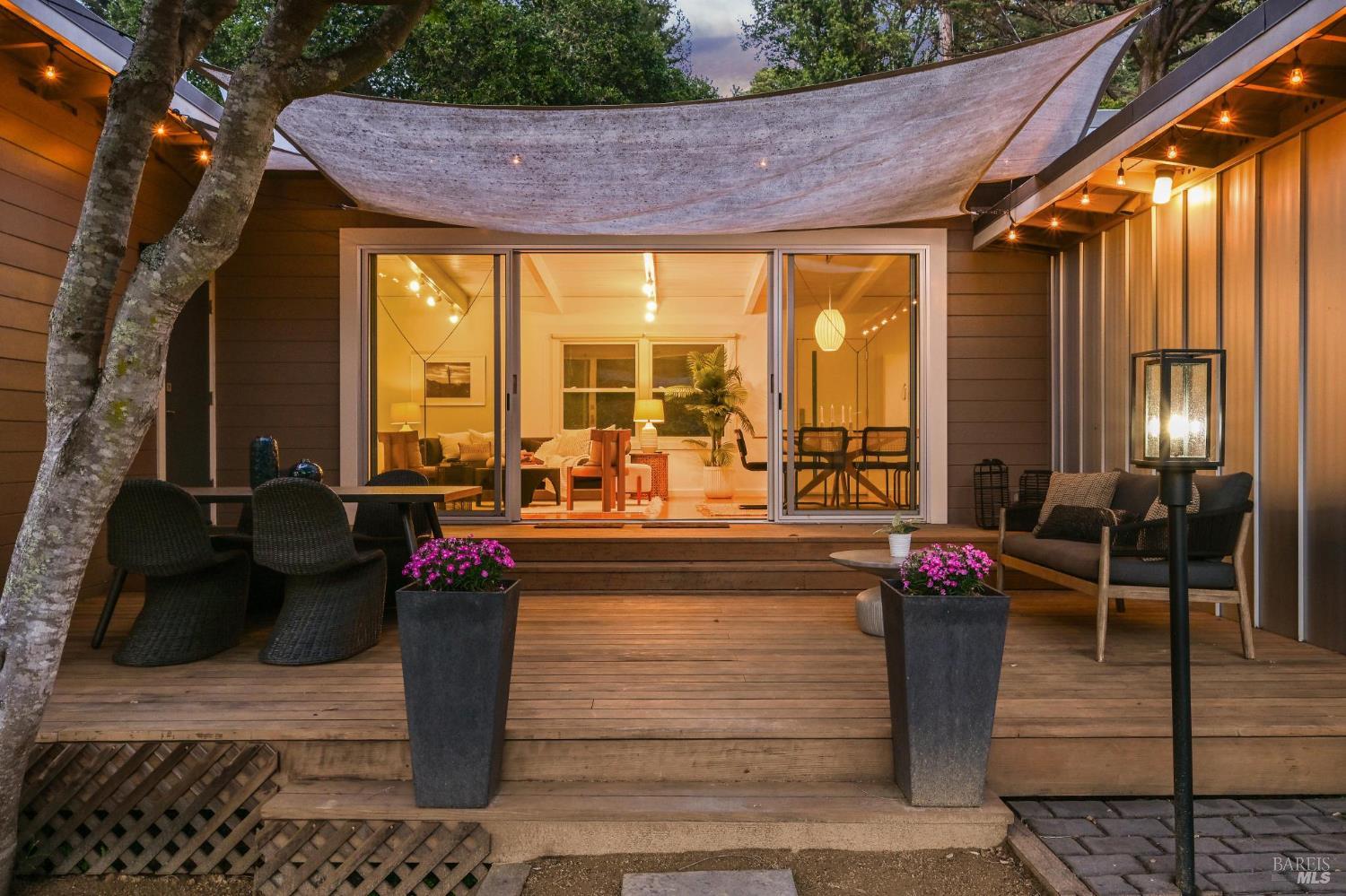 Detail Gallery Image 42 of 47 For 3 Stetson Ave, Corte Madera,  CA 94925 - 3 Beds | 2 Baths