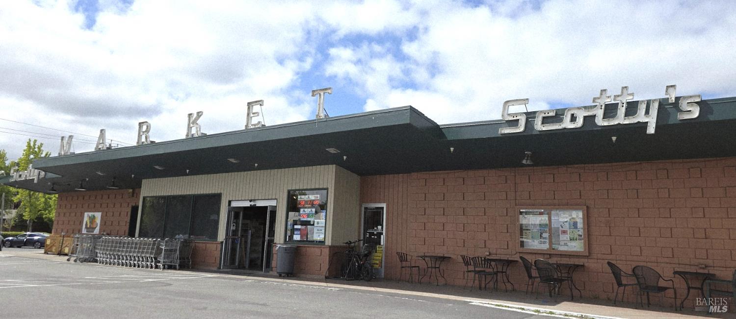 Detail Gallery Image 39 of 44 For 4 Galway Ln, San Rafael,  CA 94903 - 4 Beds | 3/1 Baths