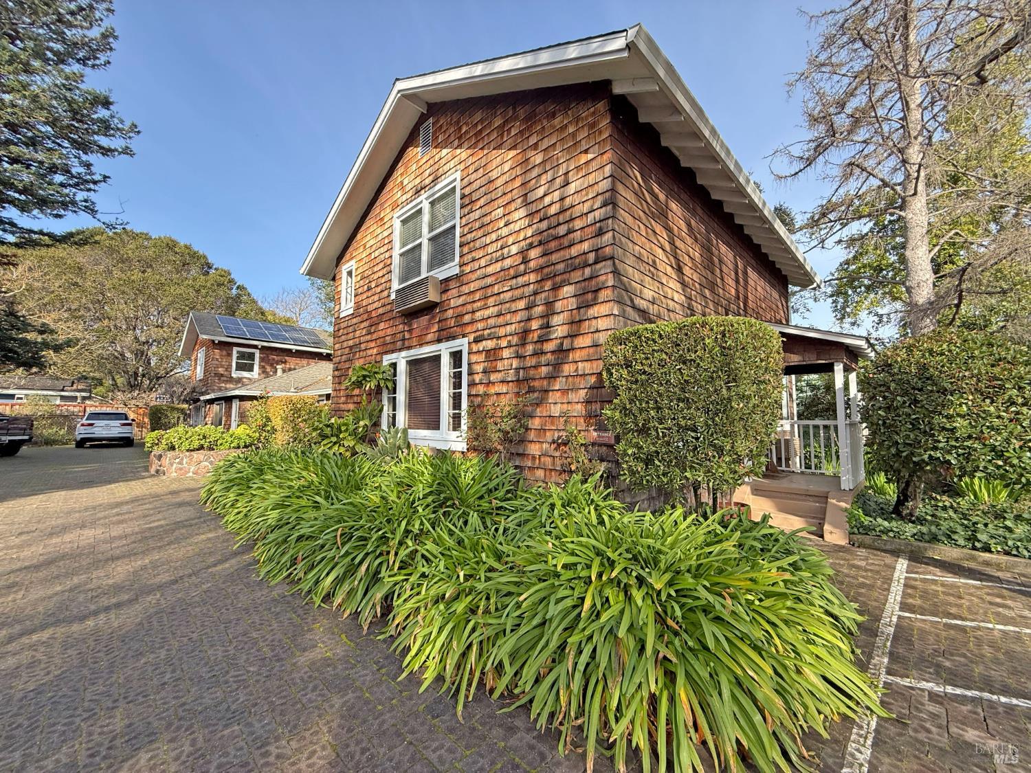 Detail Gallery Image 5 of 26 For 1025 Fifth St, Novato,  CA 94945 - – Beds | – Baths