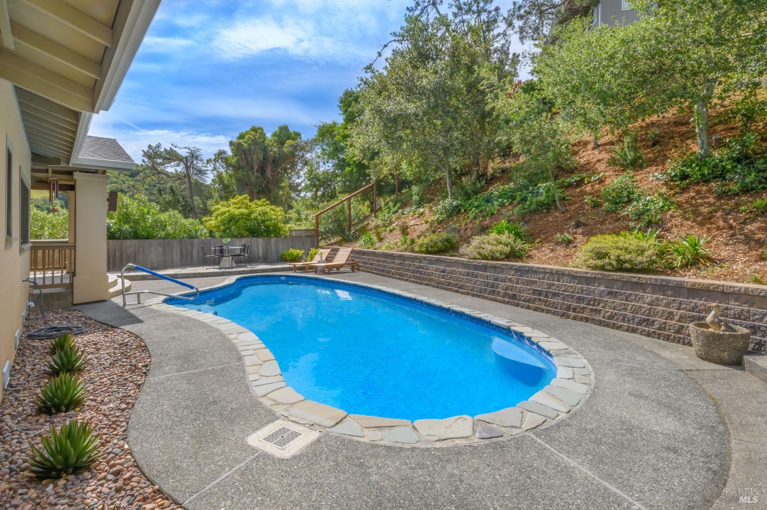 Detail Gallery Image 23 of 24 For 1783 Las Gallinas Ave, San Rafael,  CA 94903 - 3 Beds | 2 Baths