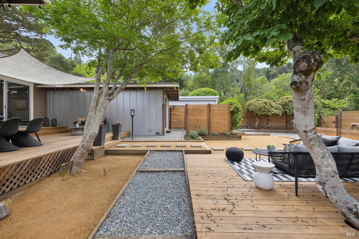 Detail Gallery Image 36 of 47 For 3 Stetson Ave, Corte Madera,  CA 94925 - 3 Beds | 2 Baths