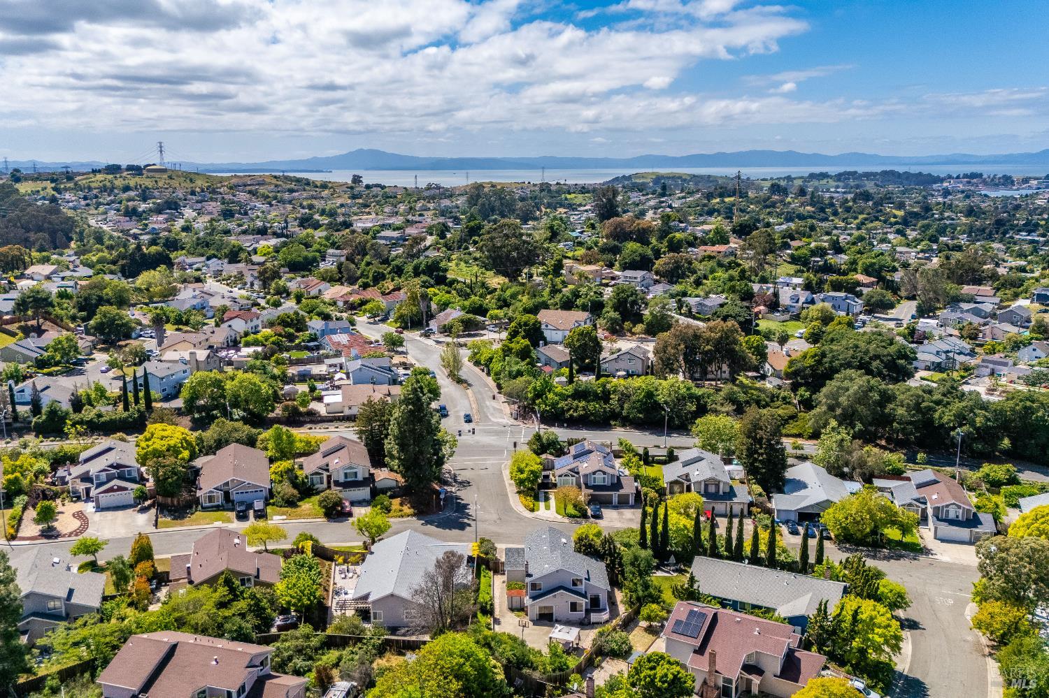 Detail Gallery Image 70 of 70 For 391 Valley Oak Ln, Vallejo,  CA 94591 - 4 Beds | 3 Baths